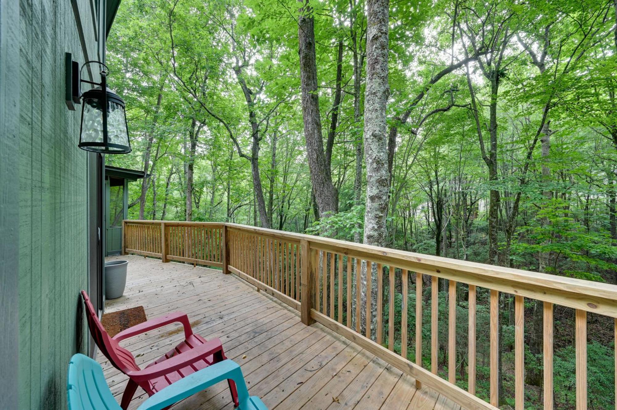 Villa Peaceful Brevard Mountain Cabin Hike, Golf And Swim Exterior foto